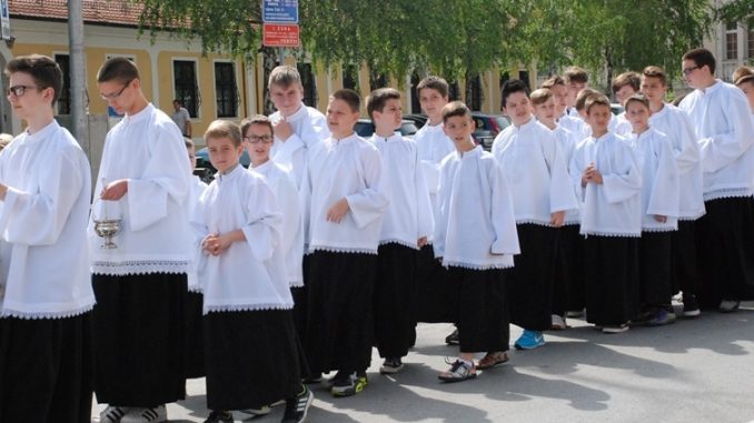 ministranti