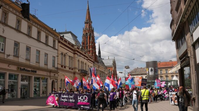 17-05_hod-za-zivot-osijek (7)